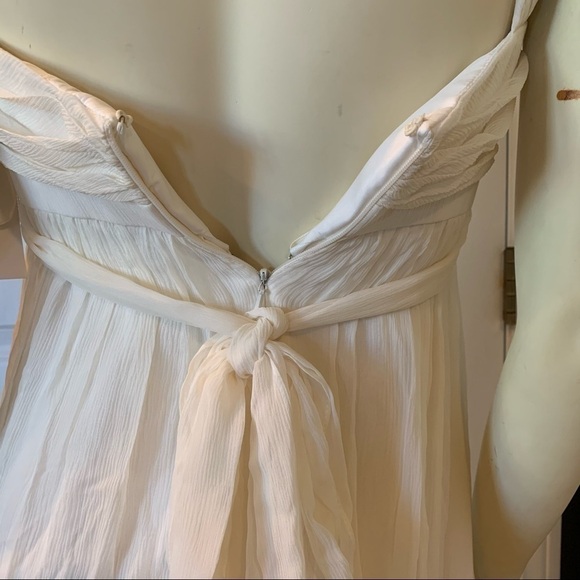 NWT Stunning Priscilla of Boston Cream Halter Wedding Dress Size 2 - Picture 5 of 14